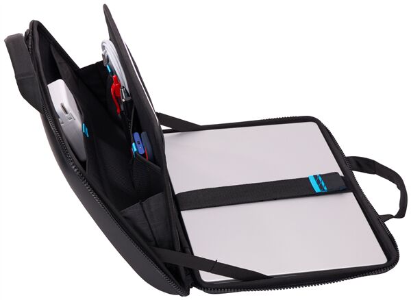 Thule Gauntlet 4 MacBook Pro Çantası 16