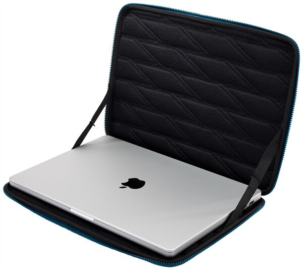 Thule Gauntlet 4 MacBook Pro Kılıfı 16