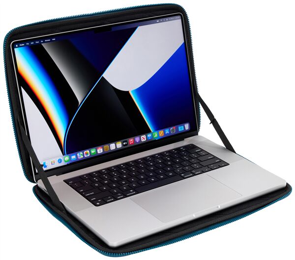 Thule Gauntlet 4 MacBook Pro Kılıfı 16